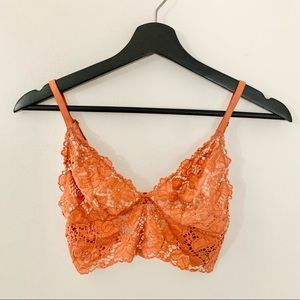 LIKE NEW Sz Small Victoria’s Secret Lace Bralette